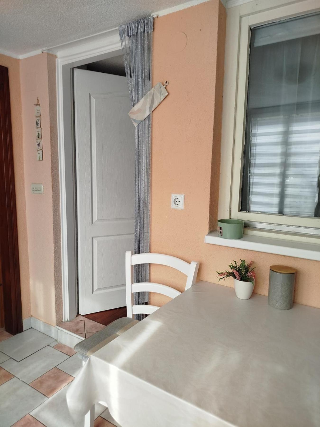 Apartman Tihana Crikvenica Exterior foto